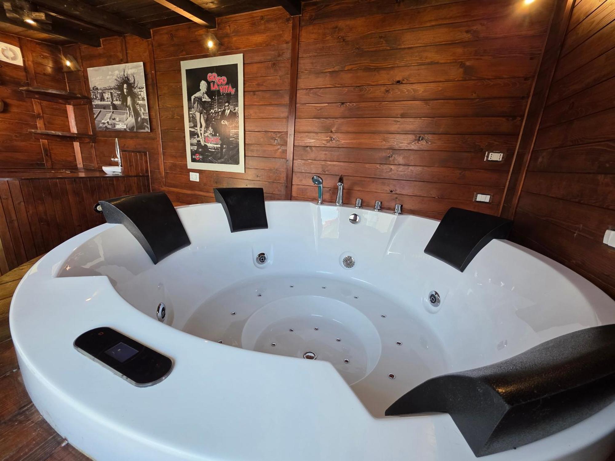 Appartamento Attico Con Jacuzzi E Giardino-cagliari Cagliari