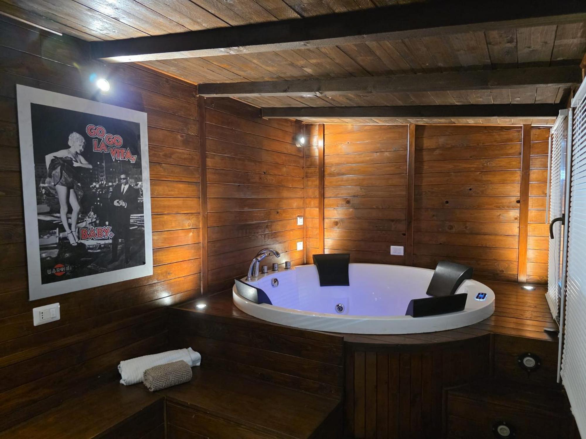 Attico Con Jacuzzi E Giardino-cagliari Cagliari